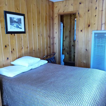 Bell'S Motor Lodge Motel - Spearfish Eksteriør billede