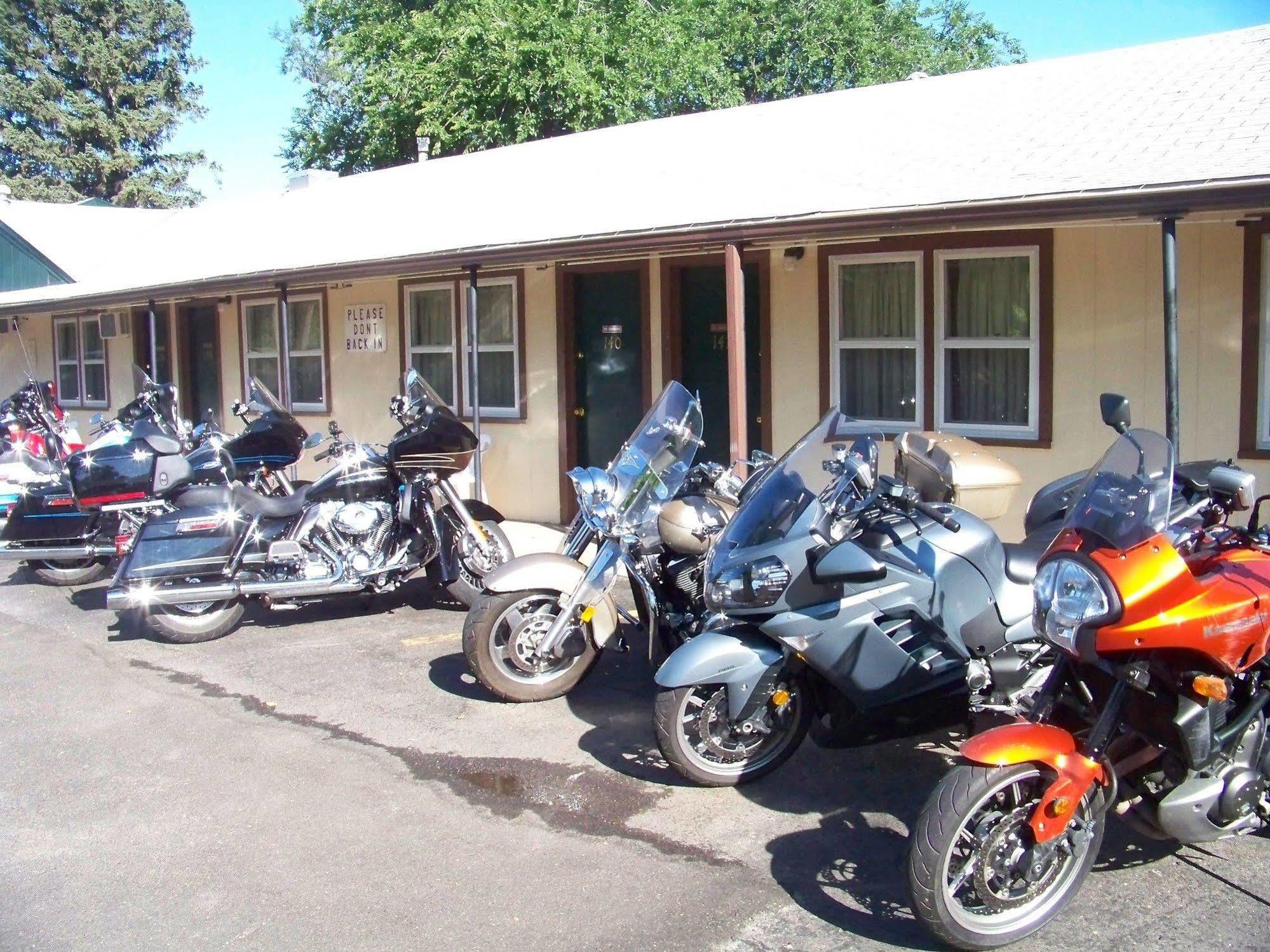 Bell'S Motor Lodge Motel - Spearfish Eksteriør billede